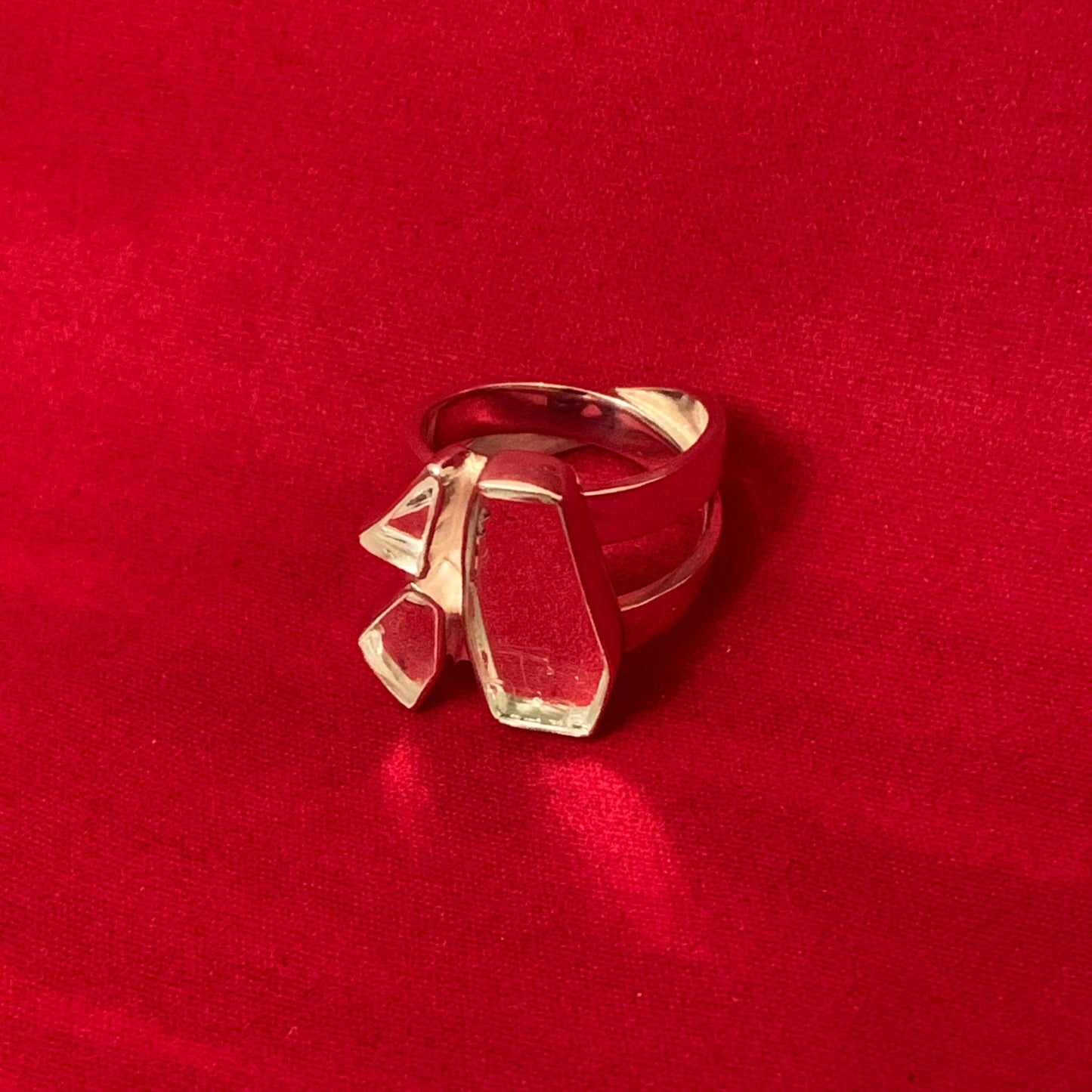 Matilda Crossband Ring