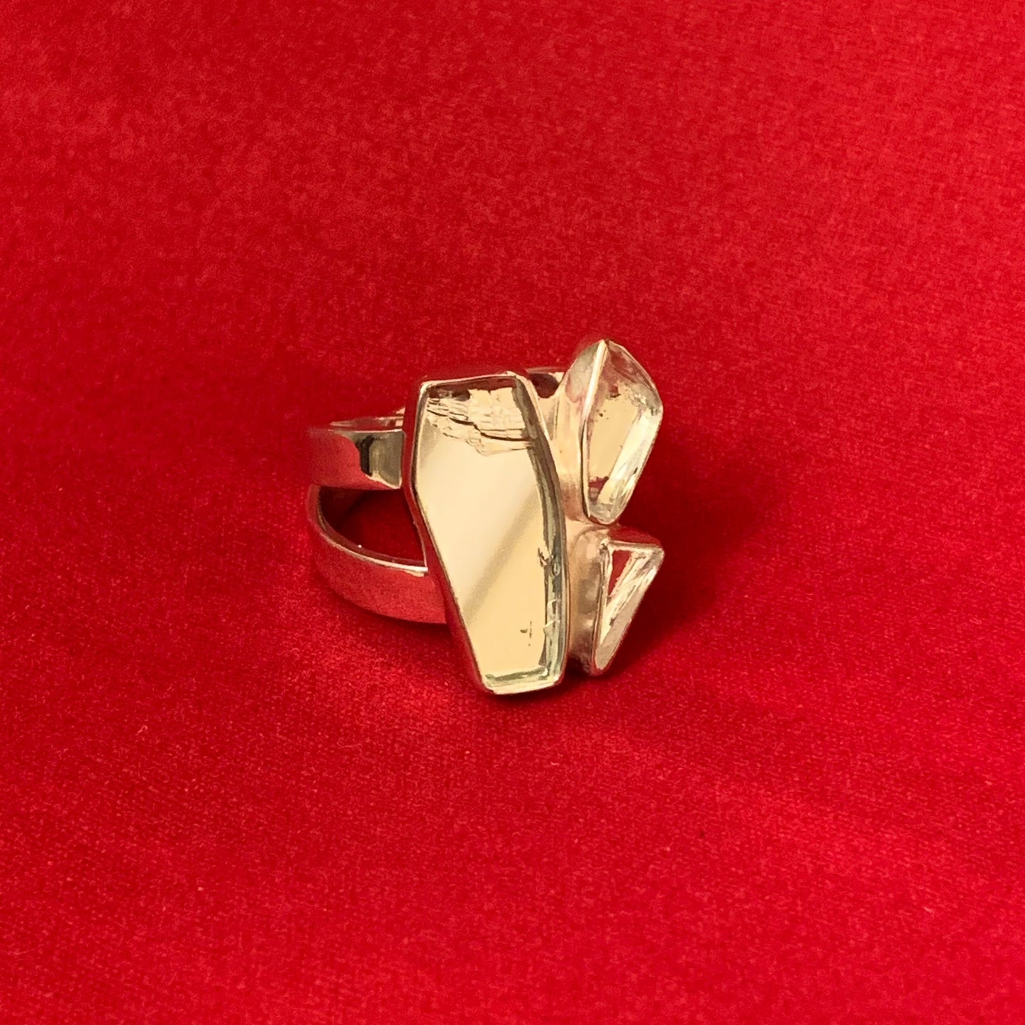 Matilda Crossband Ring