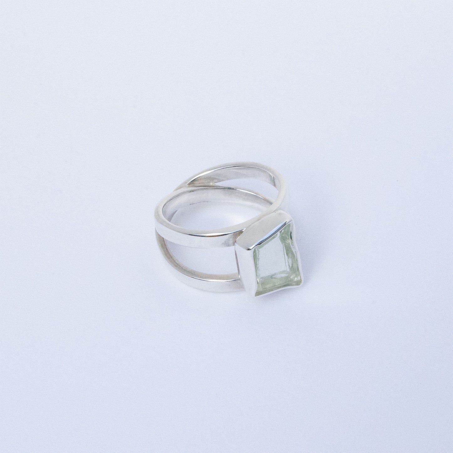 Ella Crossband Ring