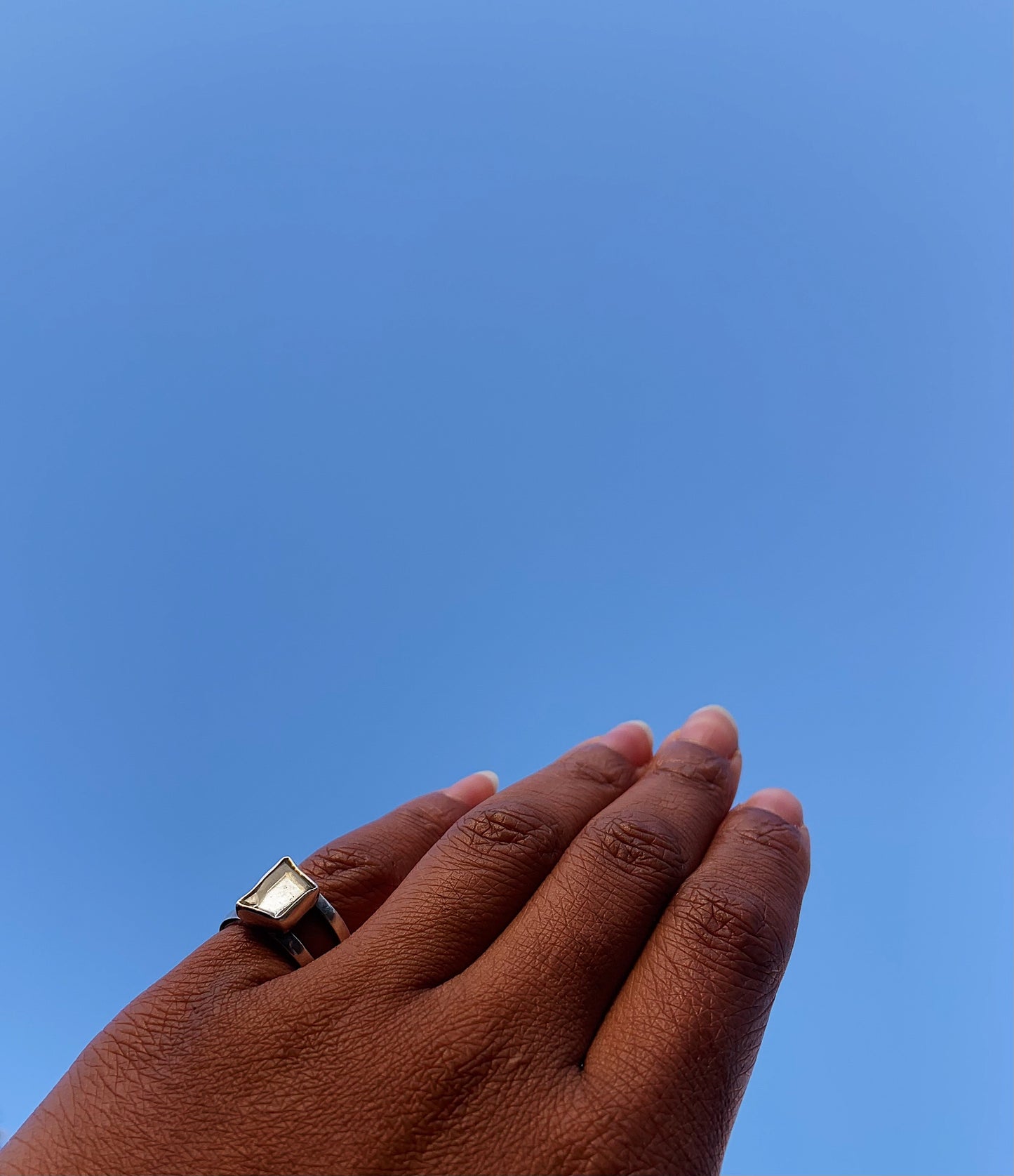 Ella Crossband Ring
